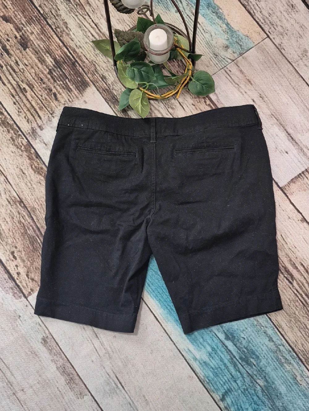 Arizona Jean Co. Bermuda Shorts - Picture 2 of 10